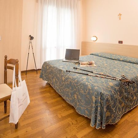 Hotel Trevi Lido di Jesolo Room photo