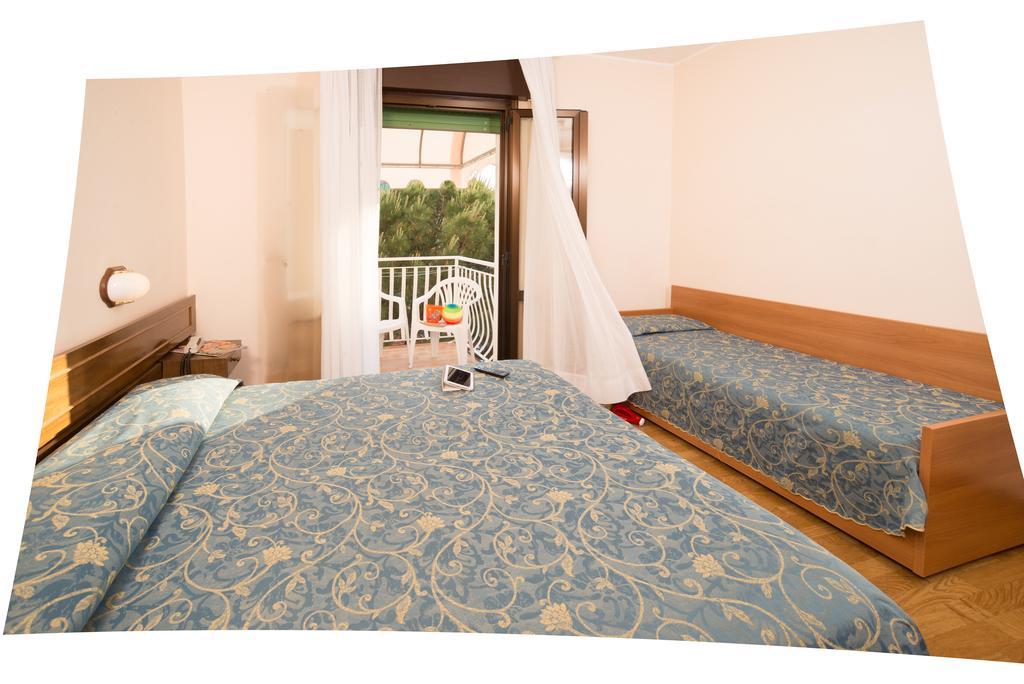 Hotel Trevi Lido di Jesolo Room photo