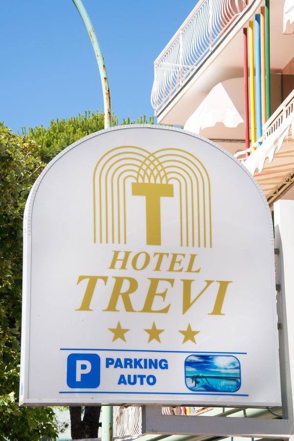 Hotel Trevi Lido di Jesolo Exterior photo